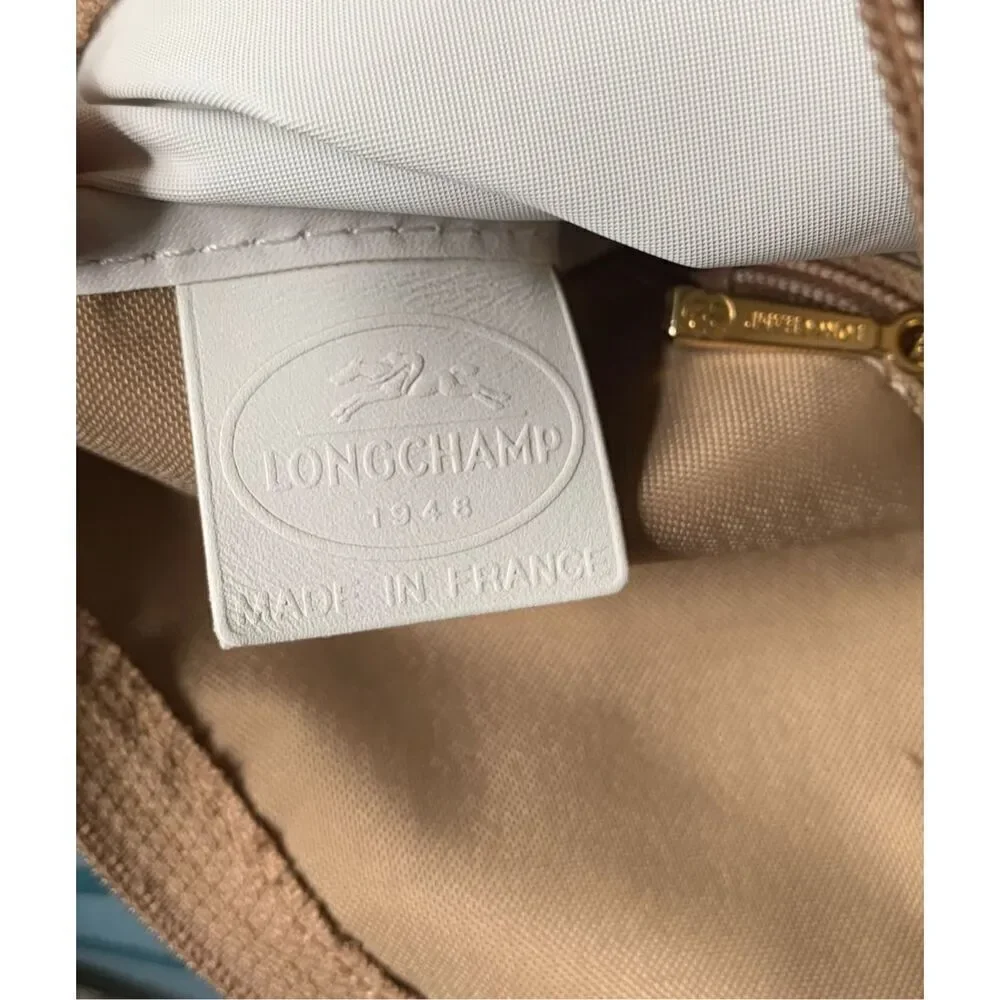 Longchamp stunning authentic
